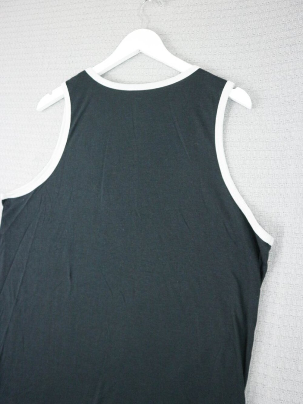 Nike Black and White Contrast Detail Logo Athletic Tank Top Sleeveless XL - Picture 7 of 7